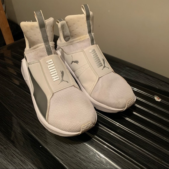 Puma Shoes - Picture 3 of 6